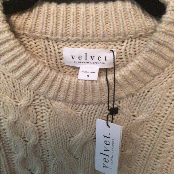 VELVET BY GRAHAM & SPENCER ARIA CABLE KNIT CREW NECK SWEATER - Picture 4 of 5